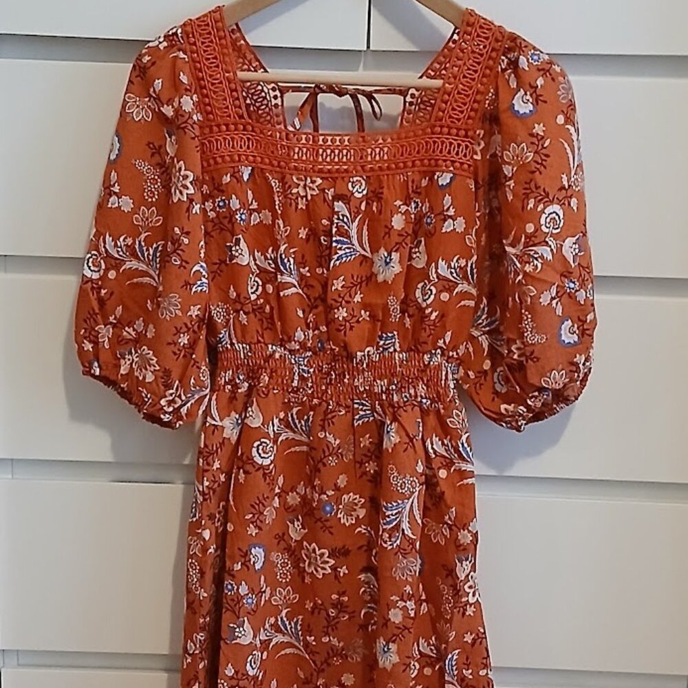 Super Cute Forever 21 Floral Dress - S - NEW